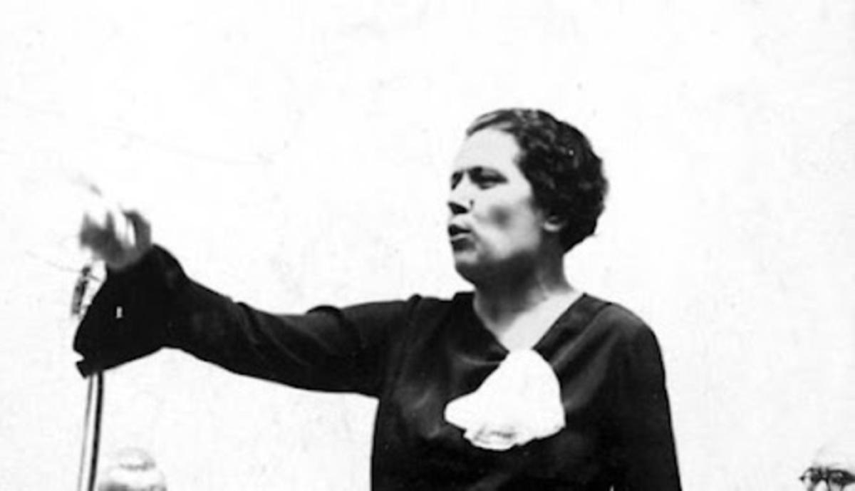 Victoria Kent a las mujeres por su lucha contra la infancia abandonada (1936)